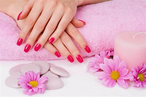 Achieve Perfectly Shaped Magical Nails in Milwaukee